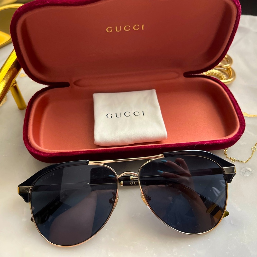 Gucci Aviator Sunglasses